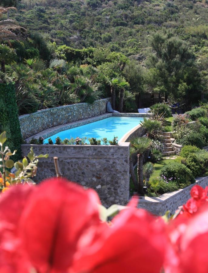 Maridea - La Caletta - Luxury Villa Ponza Exteriör bild