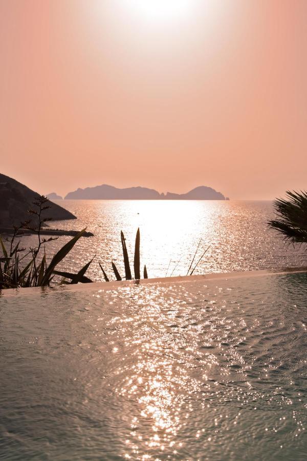 Maridea - La Caletta - Luxury Villa Ponza Exteriör bild
