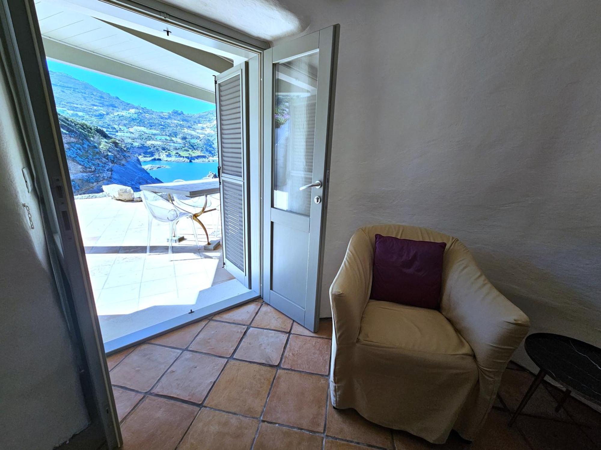 Maridea - La Caletta - Luxury Villa Ponza Exteriör bild