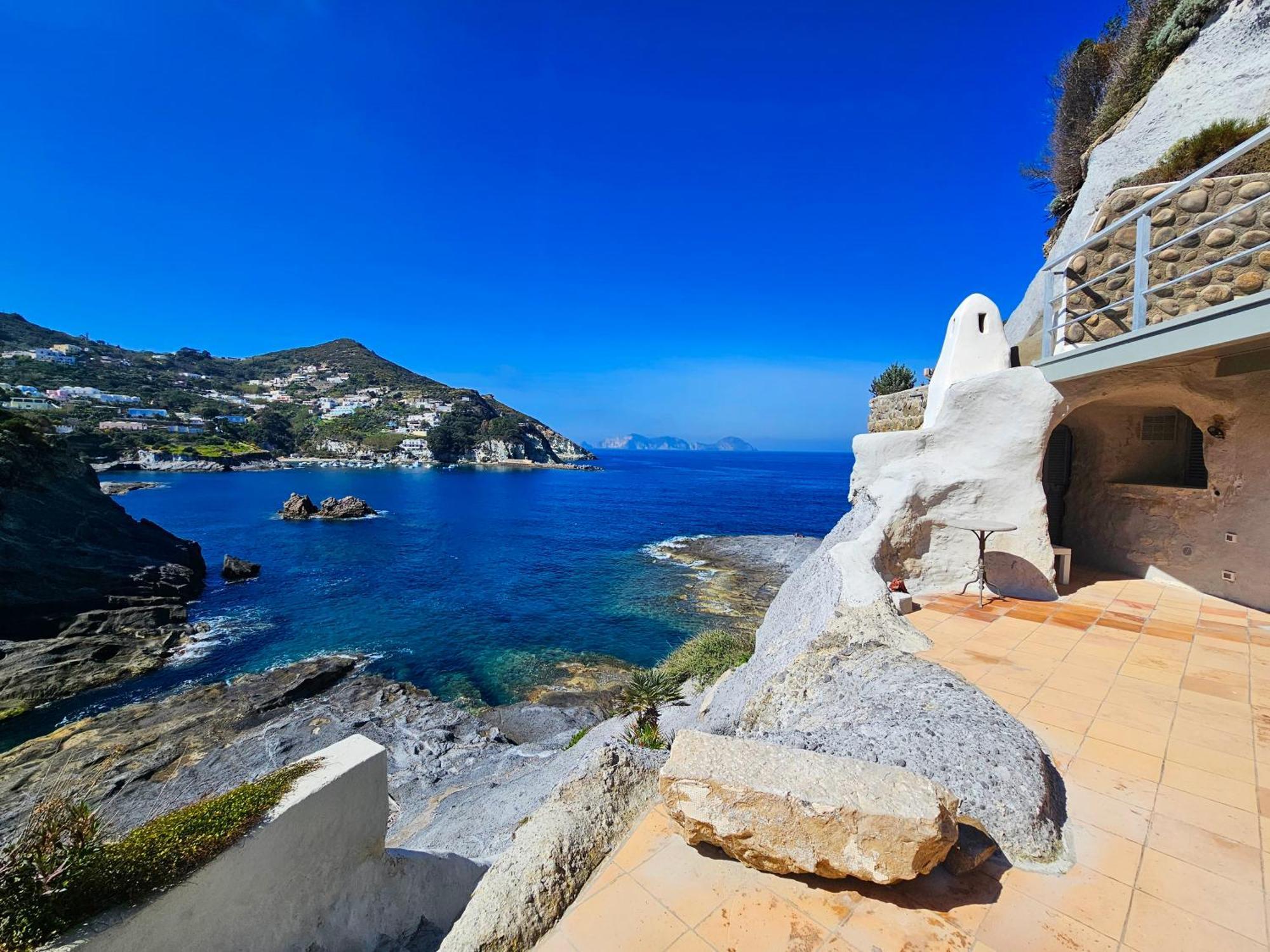 Maridea - La Caletta - Luxury Villa Ponza Exteriör bild