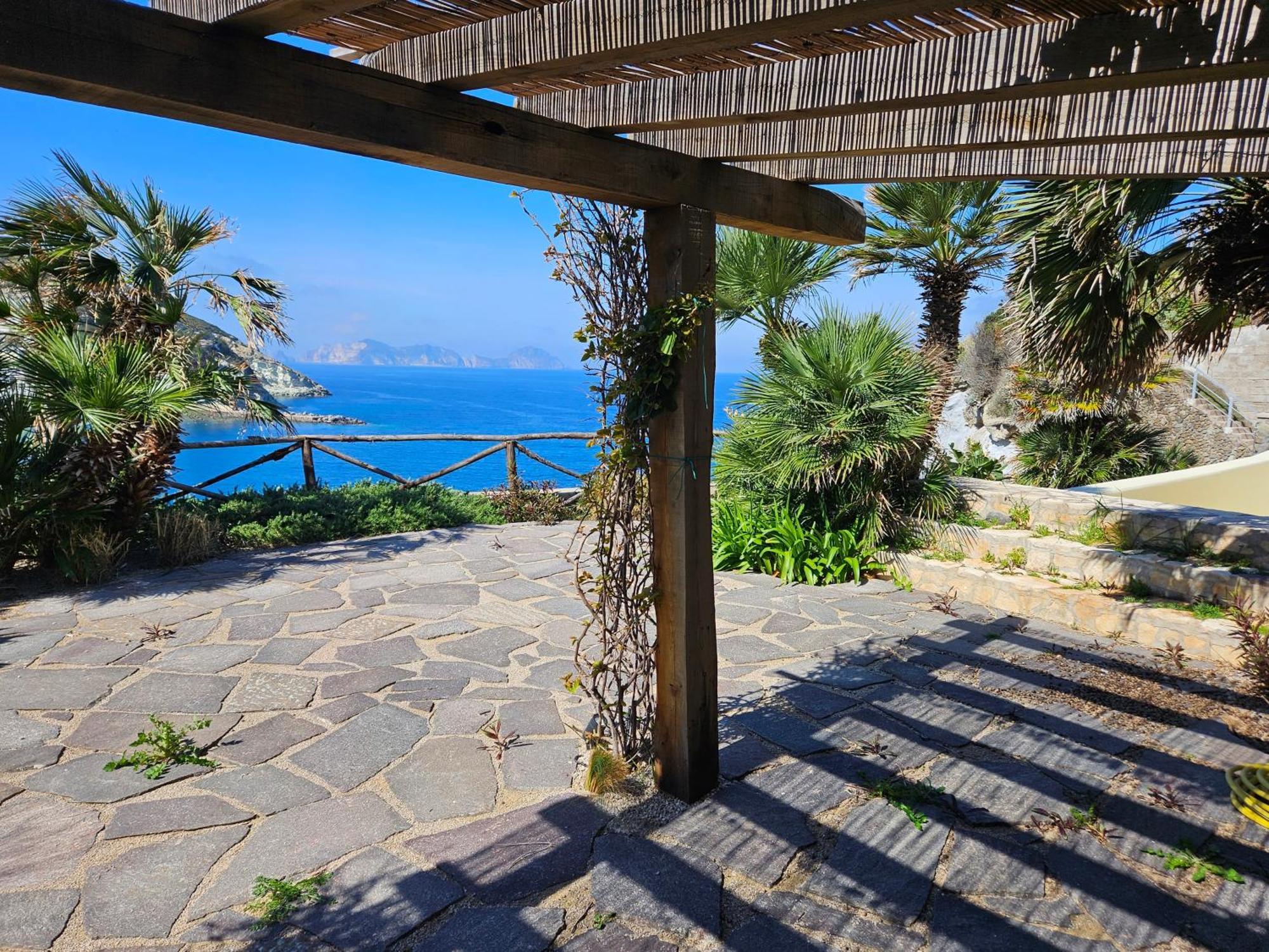 Maridea - La Caletta - Luxury Villa Ponza Exteriör bild