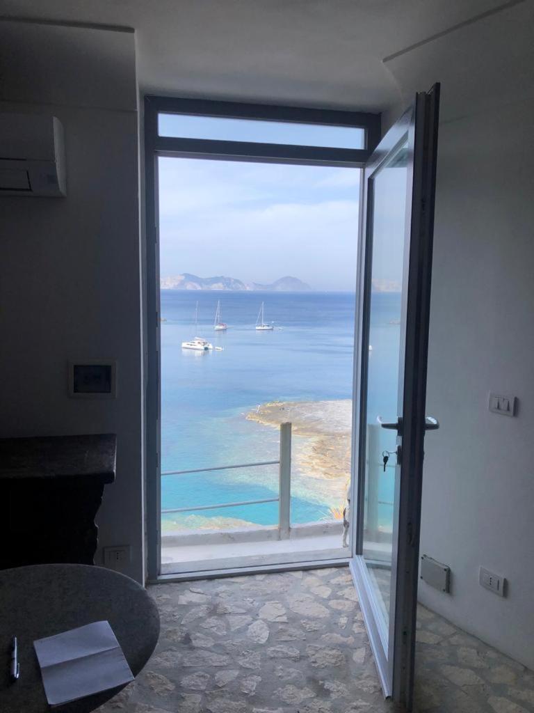 Maridea - La Caletta - Luxury Villa Ponza Exteriör bild